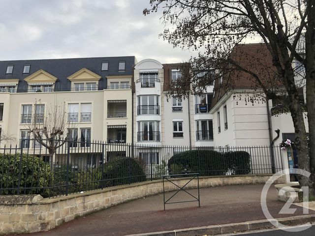 Appartement F1 à louer - 1 pièce - 37 m2 - L Isle Adam - 95 - ILE-DE-FRANCE