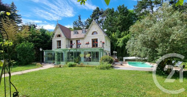 Maison à vendre - 9 pièces - 278 m2 - Champagne Sur Oise - 95 - ILE-DE-FRANCE