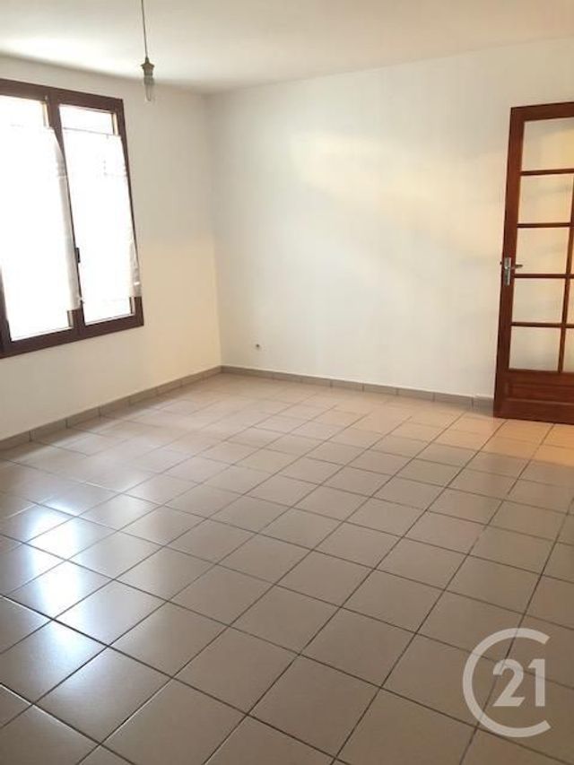 Appartement F2 à louer - 2 pièces - 51,36 m2 - Cergy - 95 - ILE-DE-FRANCE