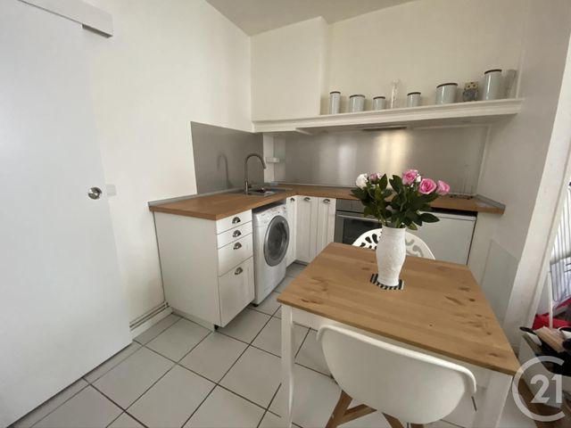 Appartement Studio à louer - 1 pièce - 24,52 m2 - Pontoise - 95 - ILE-DE-FRANCE