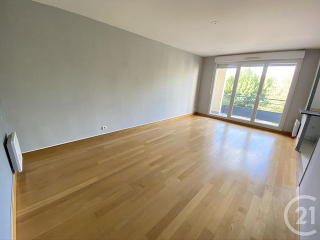 Appartement F3 à louer - 3 pièces - 61,06 m2 - Cergy - 95 - ILE-DE-FRANCE